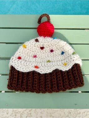 Kids Brown & Cream Cupcake Crochet Baby Hat – Newborn Hat